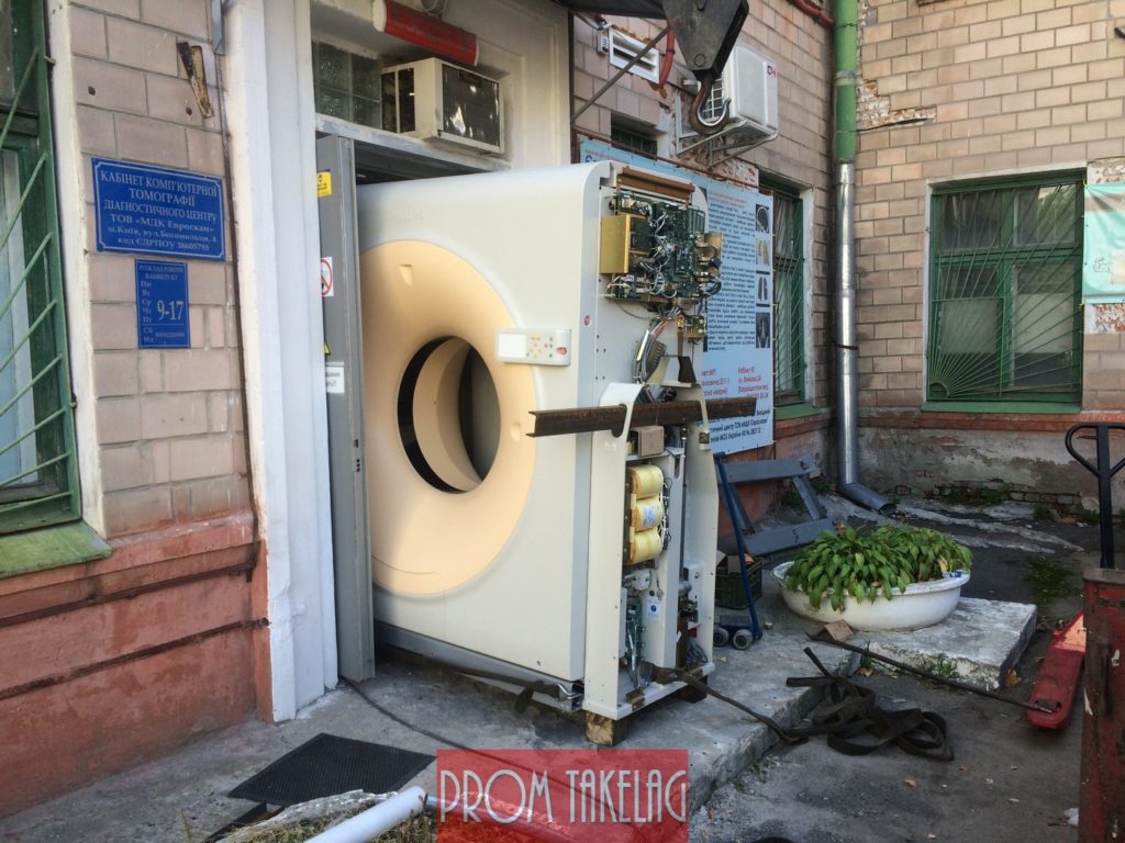 Такелаж та Установка медицинского Томографу в Чернигівській лікарні