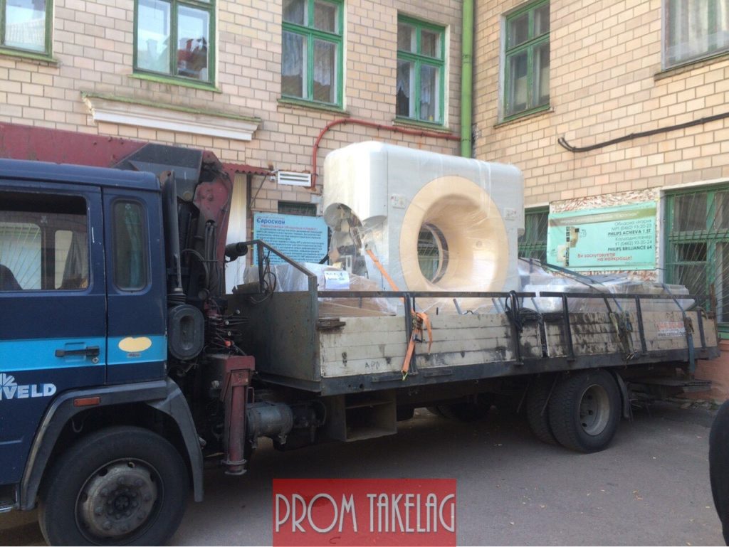 Такелаж та Установка медицинского Томографу в Чернигівській лікарні